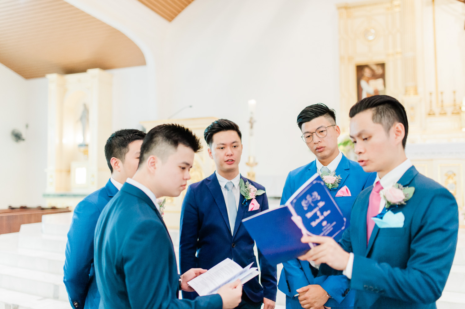 sfx-church-st-francis-xavier-kuala-lumpur-wedding-actual-day-mixed-couple-marriage-candid-blue-themed